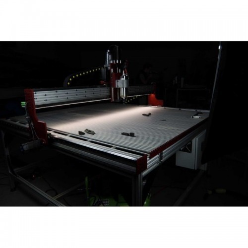CNC 1600x2800mm salamander
