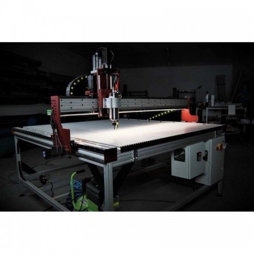 CNC 1300x2300mm salamander