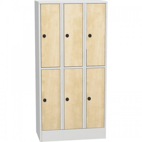 Horisontaalselt jagatav kapp lamineeritud ustega