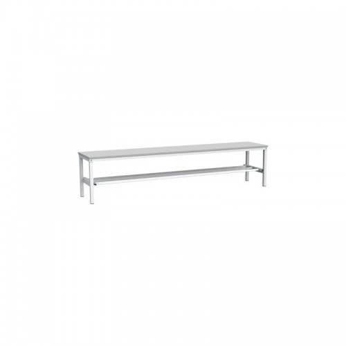 Kokkupandud riidekapi pink