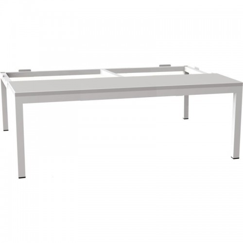 Lihtne pink riidekapi all