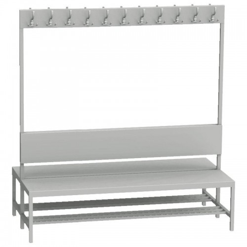 Kahepoolne riietusruumi pink riidepuudega