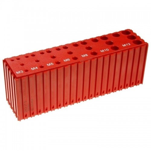 Plastkarp keermestatud mutrite hoidmiseks